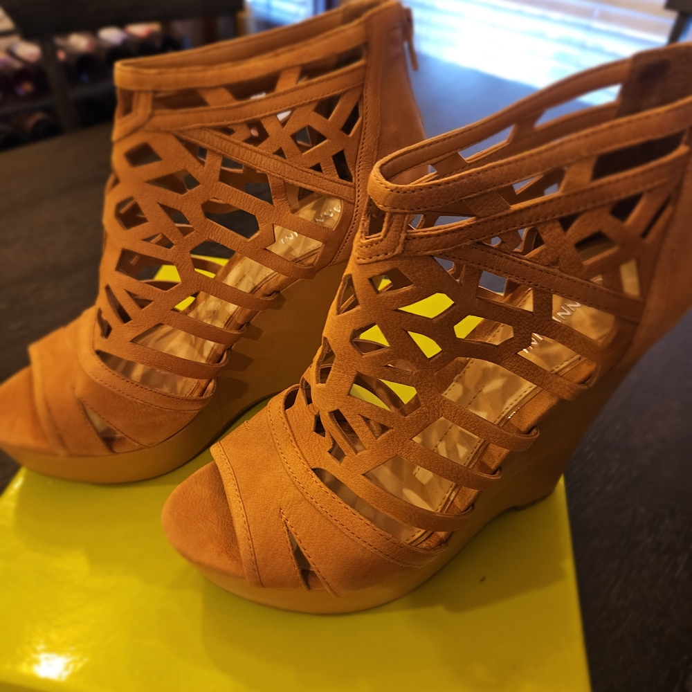 Gianni Bini Orange Platform Wedges